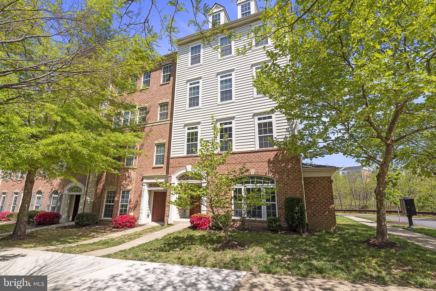 2631 EASTBOURNE DRIVE