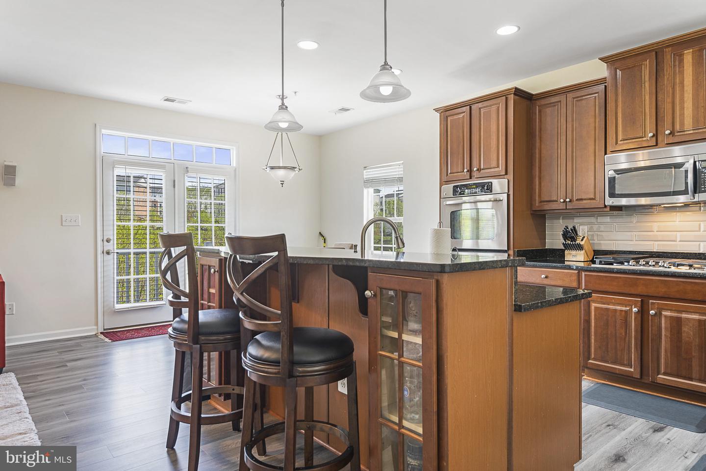 2631 EASTBOURNE DRIVE