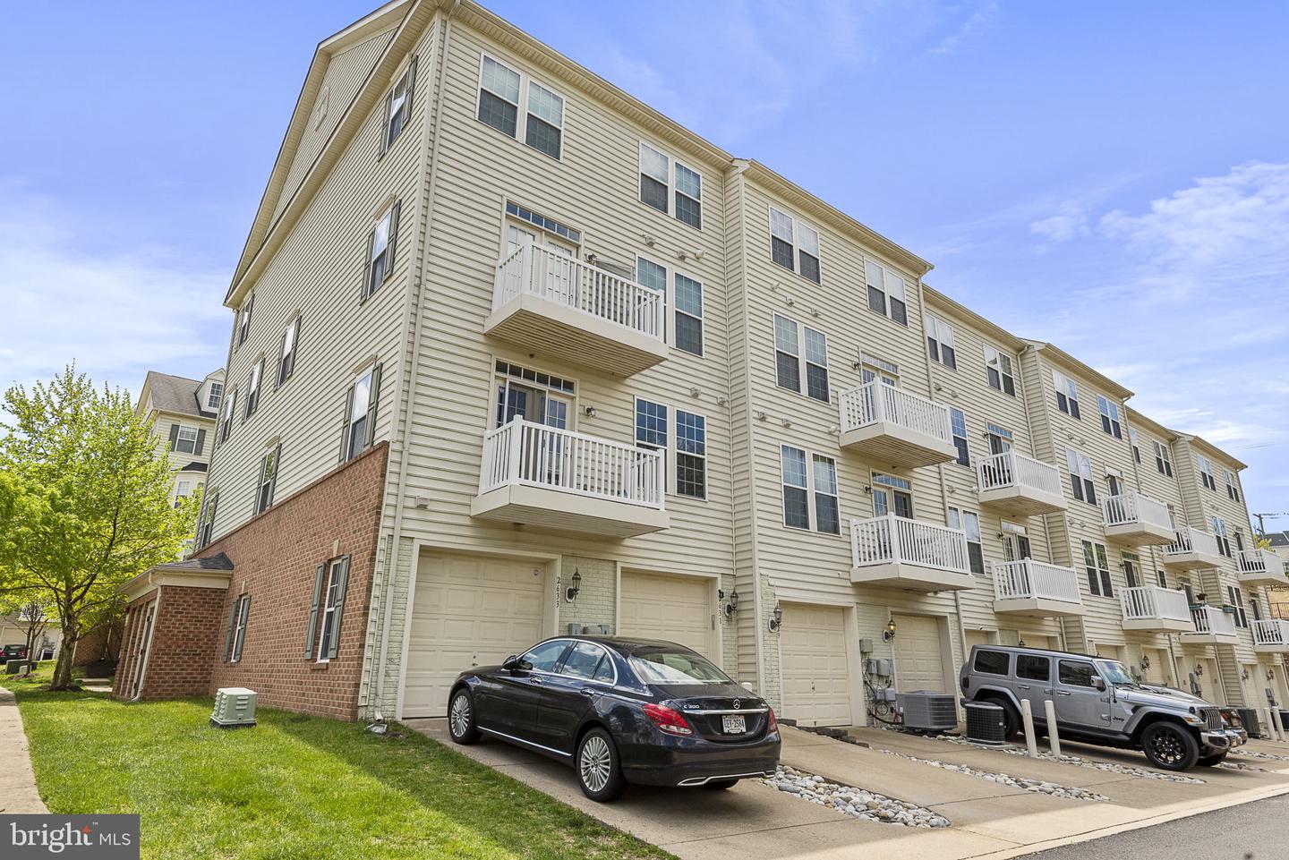 2631 EASTBOURNE DRIVE