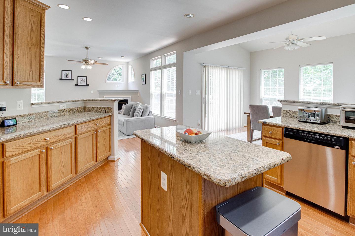 13128 KINNICUTT DRIVE