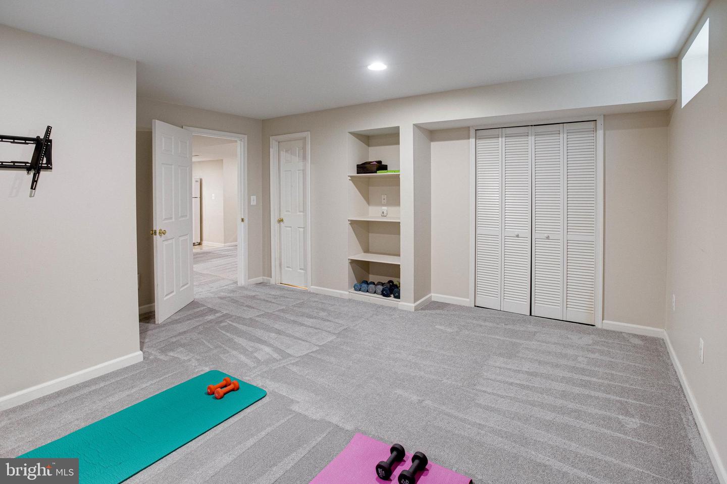 13128 KINNICUTT DRIVE