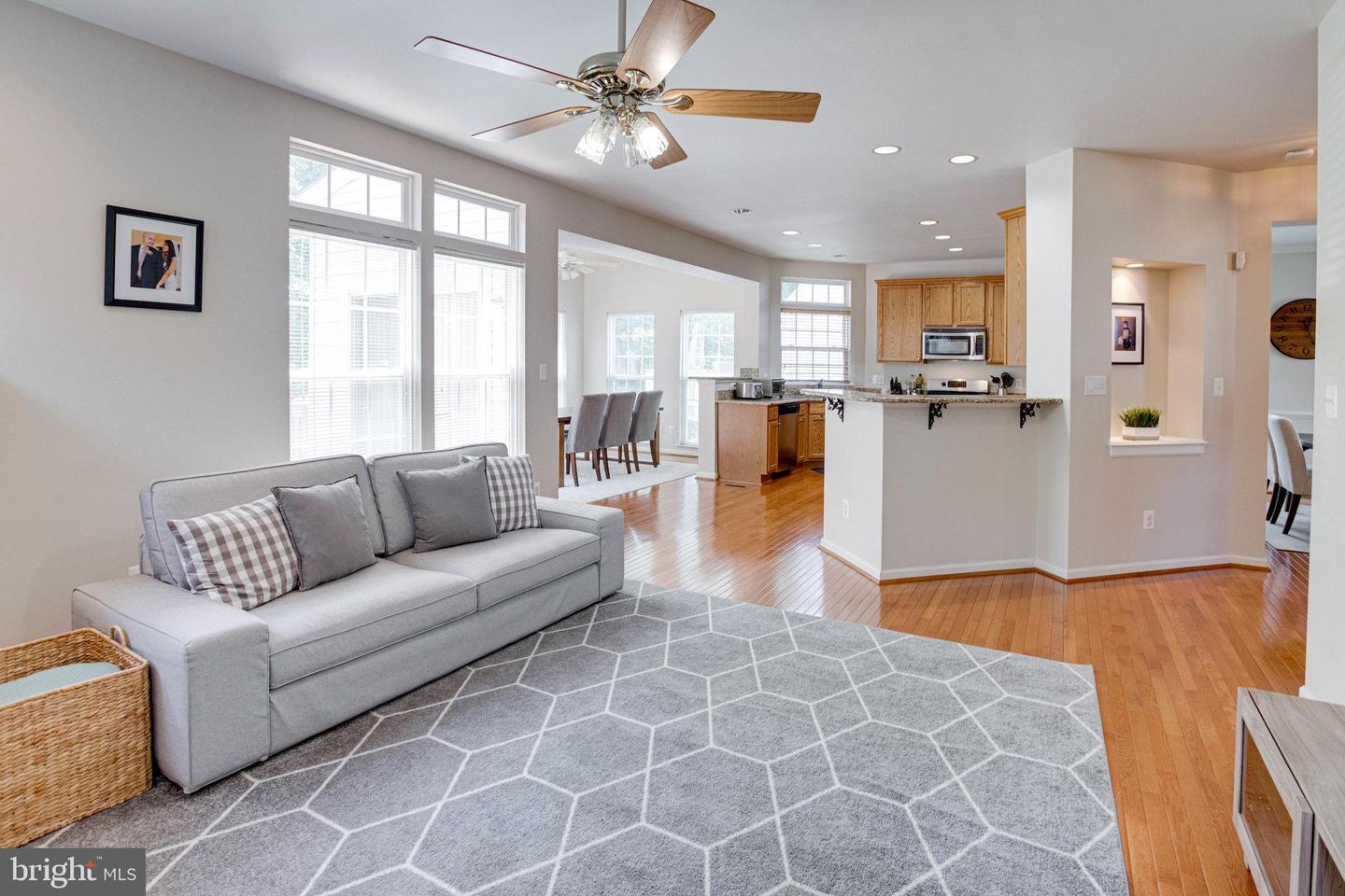 13128 KINNICUTT DRIVE