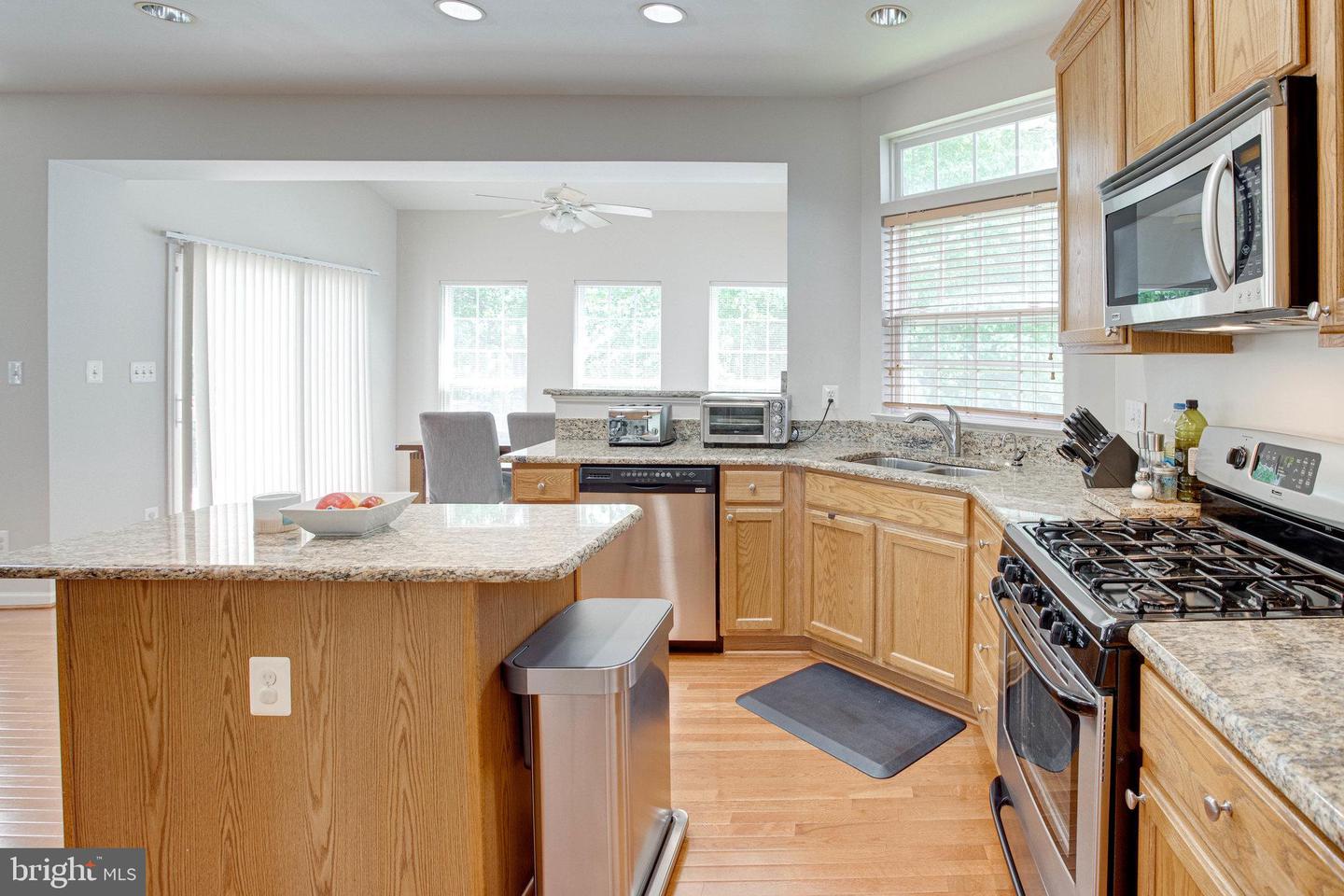 13128 KINNICUTT DRIVE