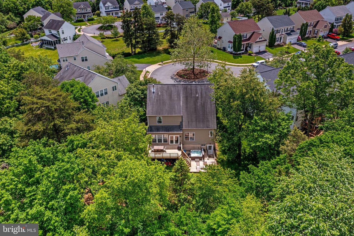 10000 NAUGHTON COURT