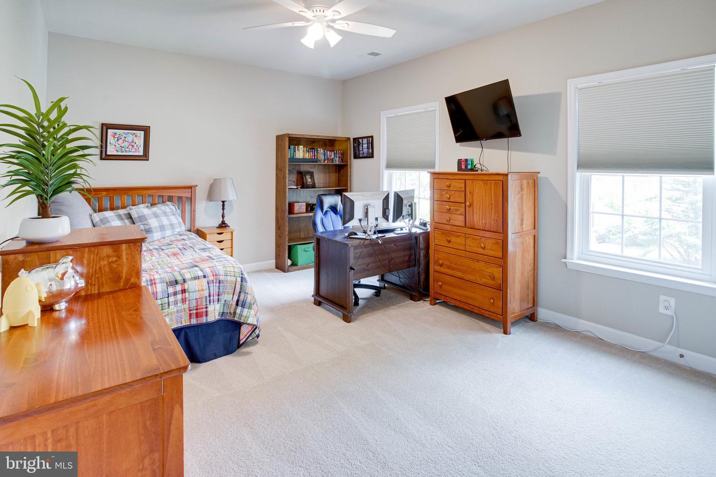4190 TALON DRIVE
