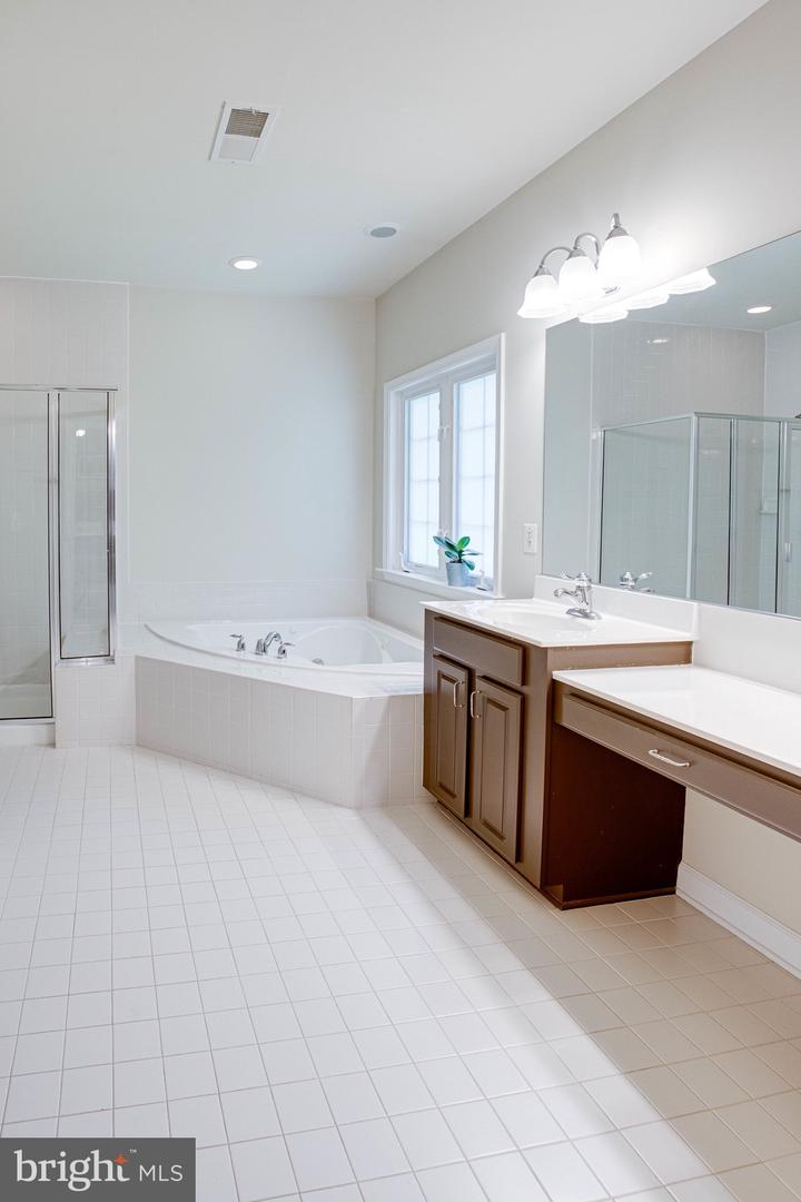 4190 TALON DRIVE
