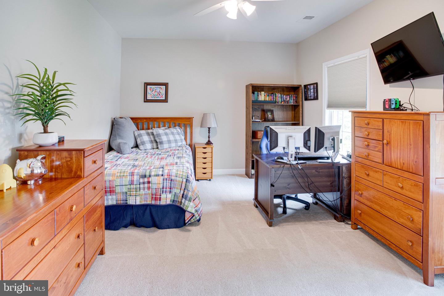4190 TALON DRIVE