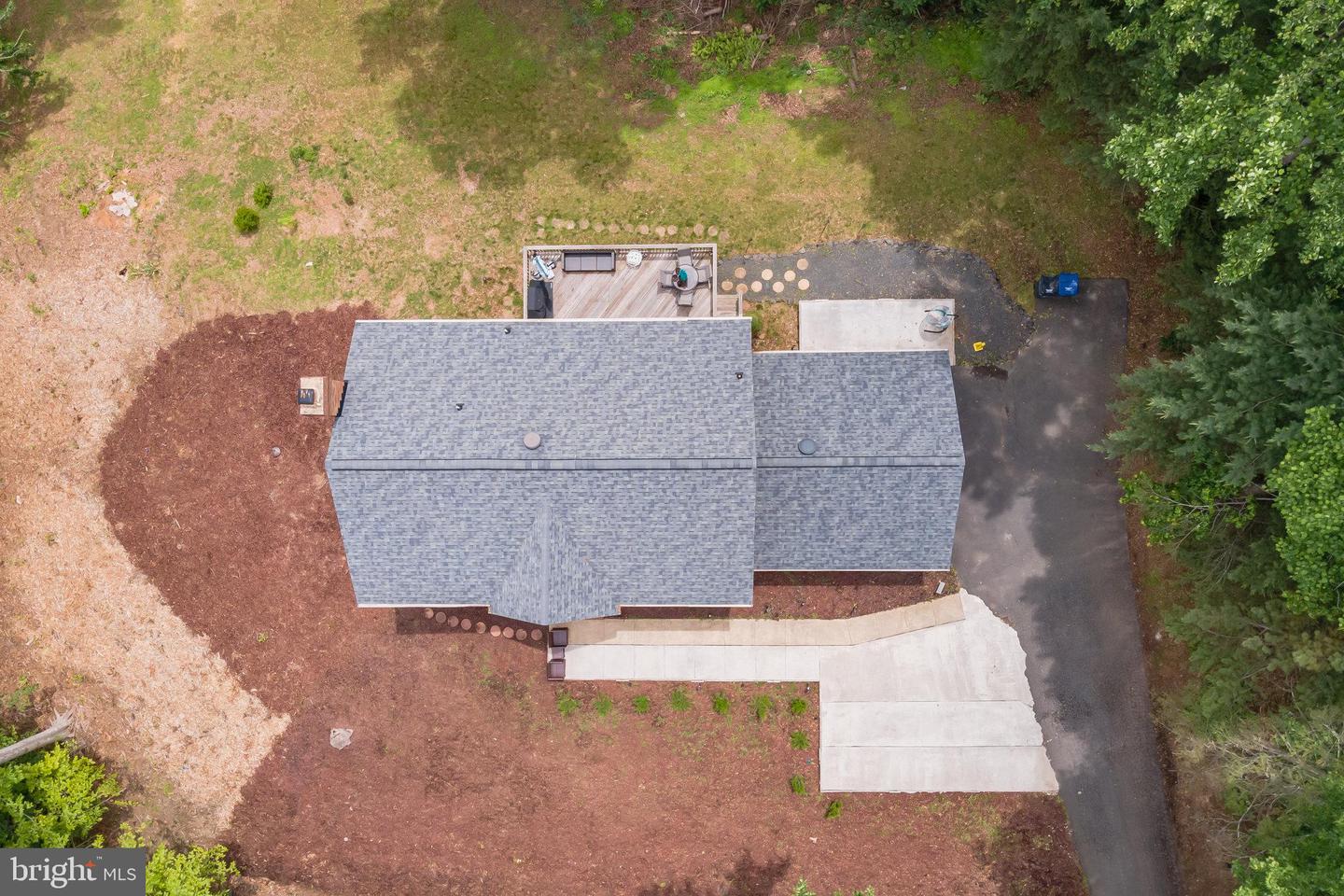 6901 SCENIC POINTE PLACE