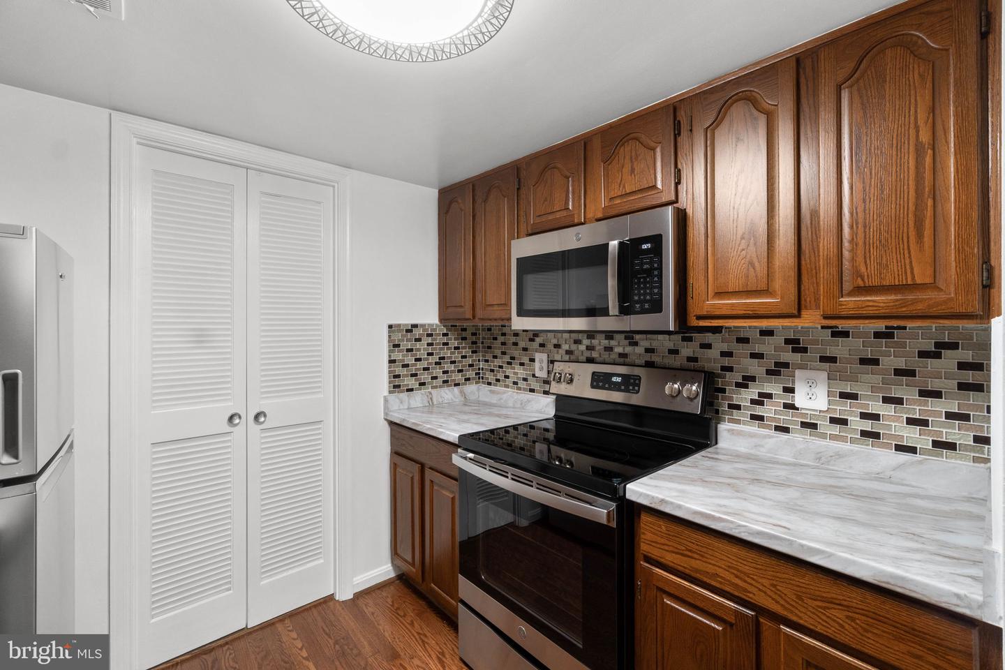 3847 OGILVIE COURT