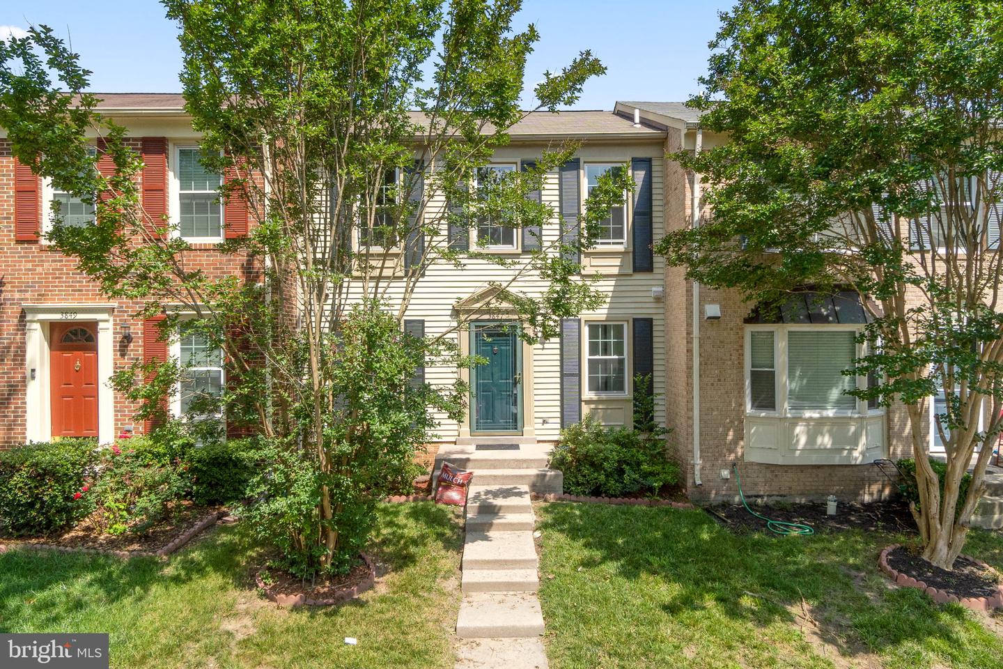 3847 OGILVIE COURT
