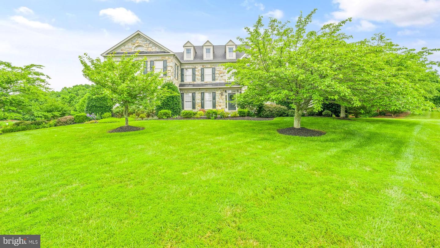 5555 ACERVILLE PLACE