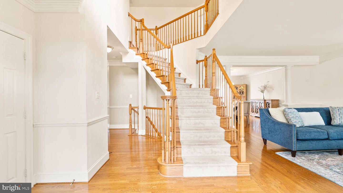 5555 ACERVILLE PLACE