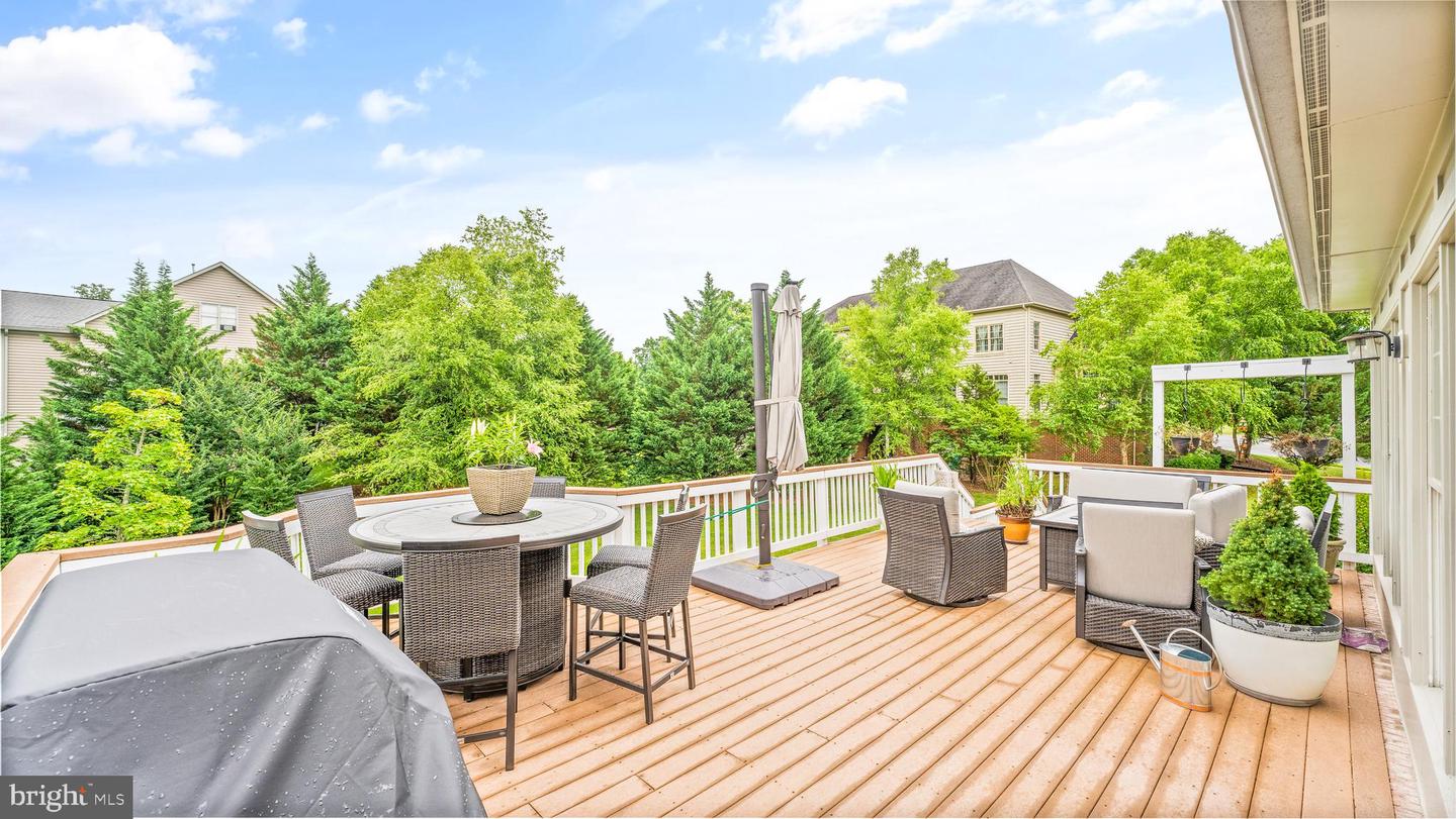 5555 ACERVILLE PLACE