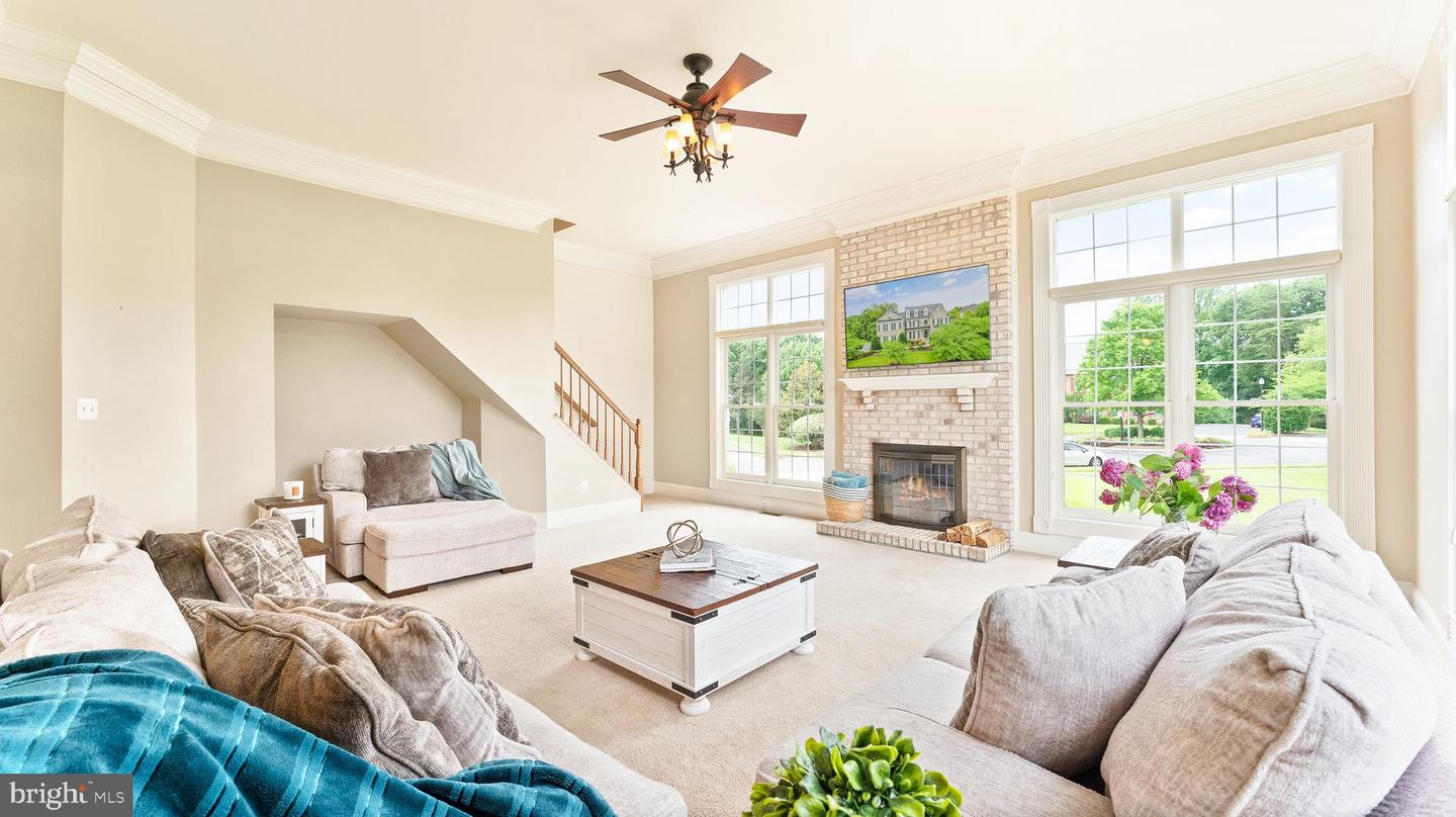 5555 ACERVILLE PLACE