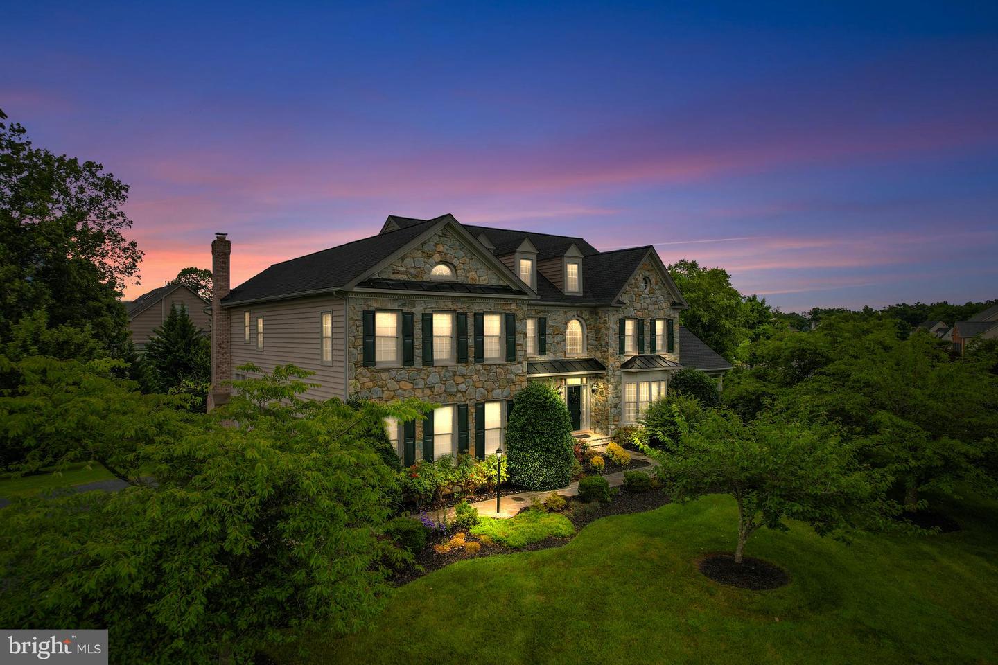 5555 ACERVILLE PLACE