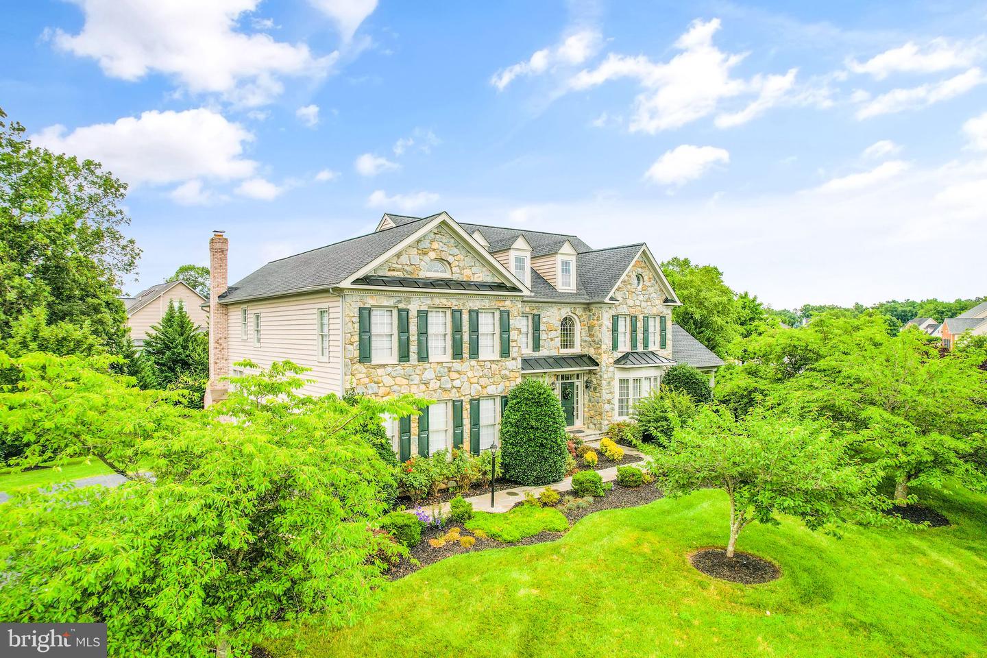 5555 ACERVILLE PLACE