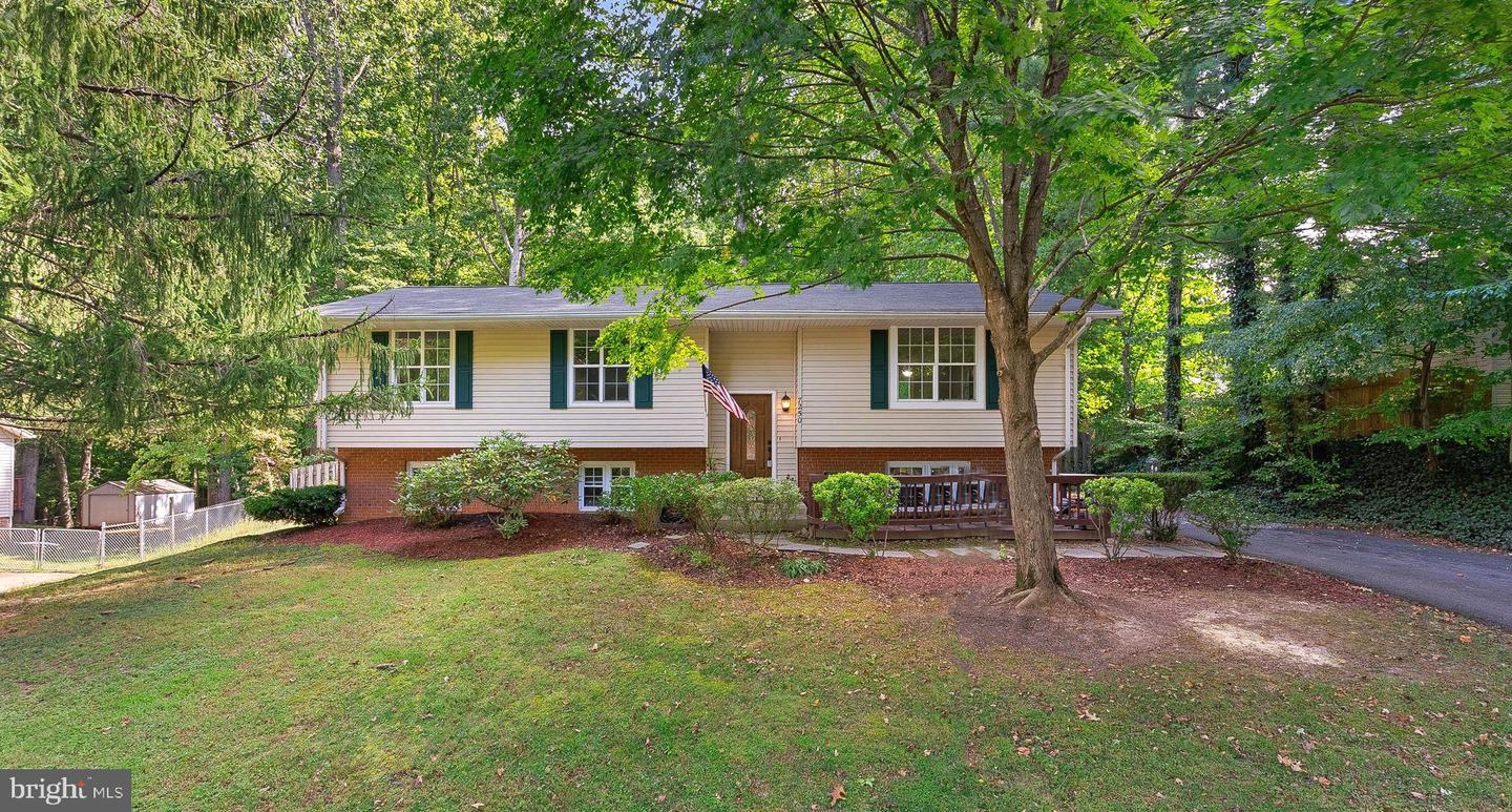 7250 RIDGEWAY DRIVE