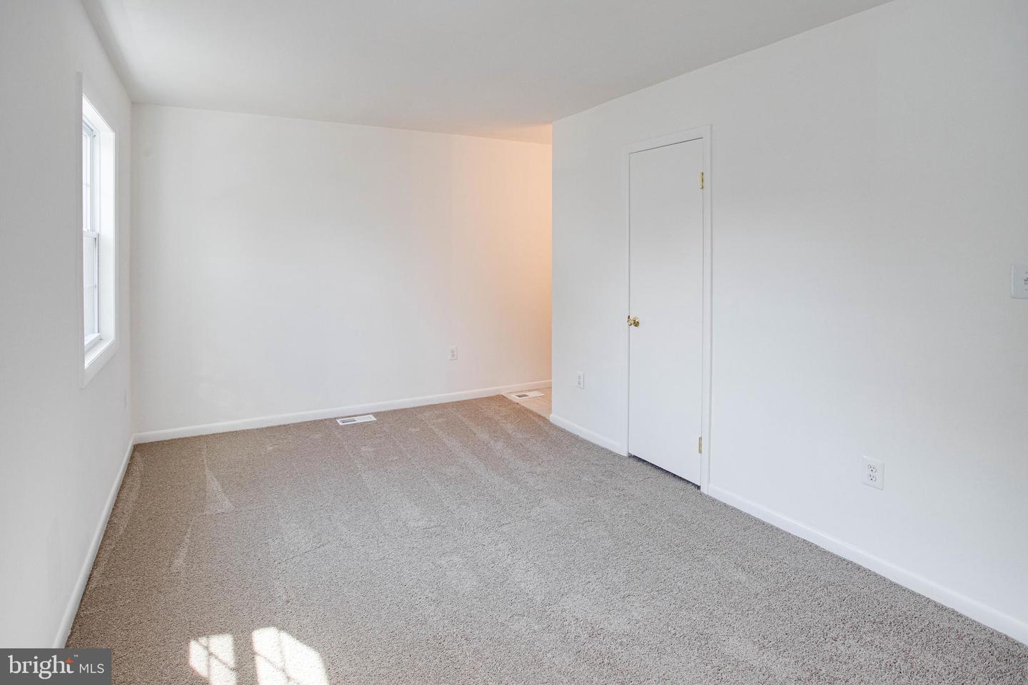 2944 BUELL COURT