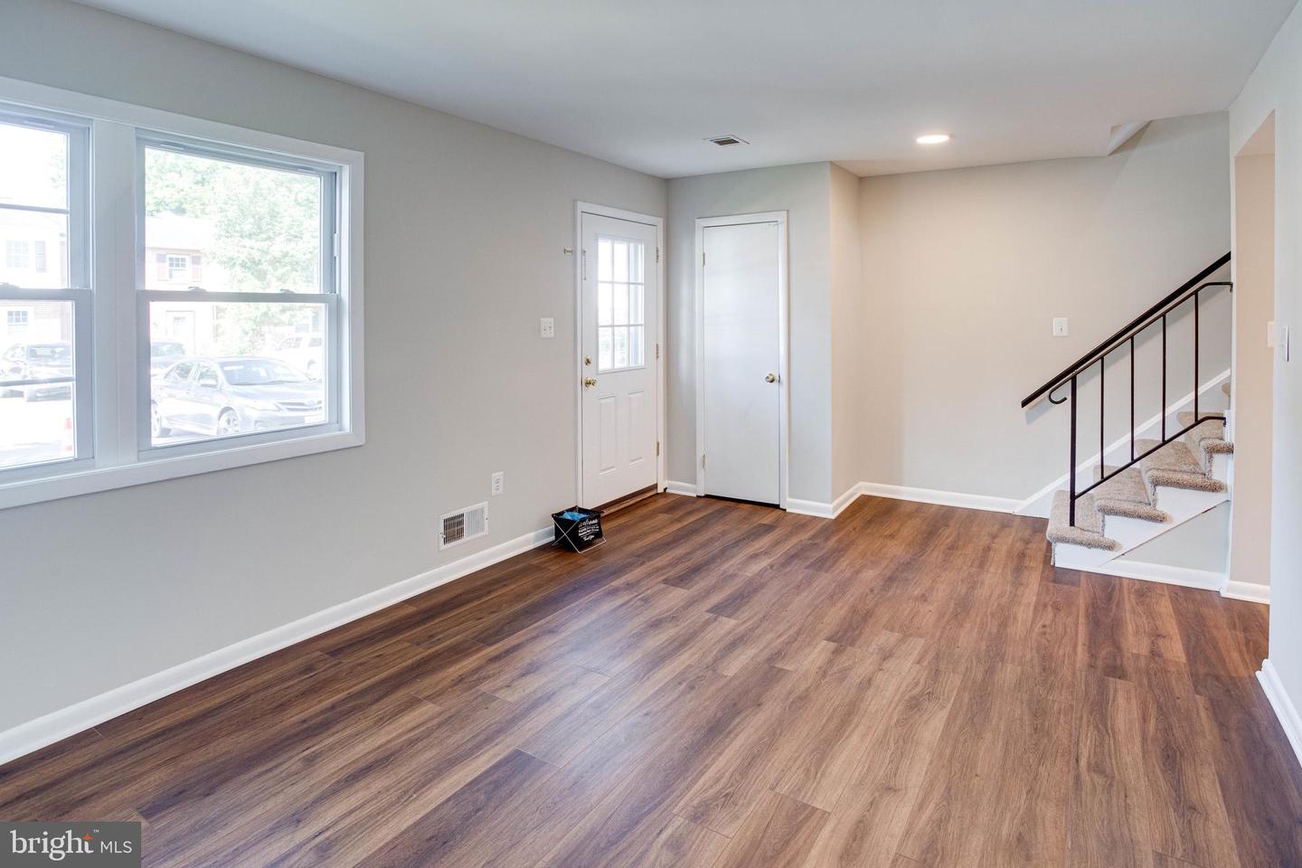 2944 BUELL COURT