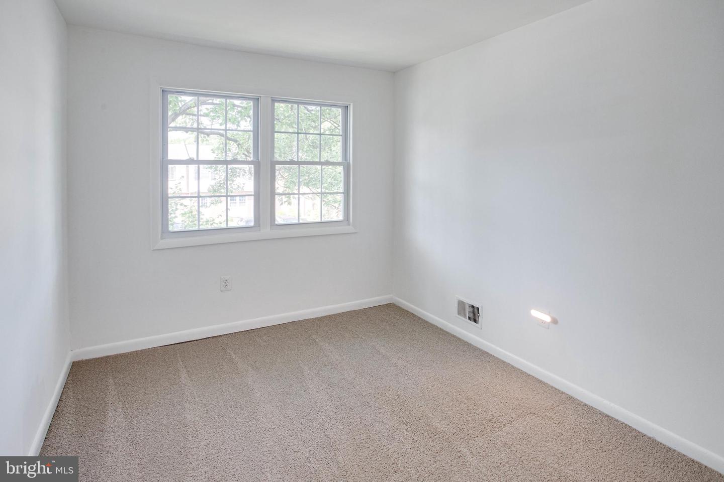 2944 BUELL COURT