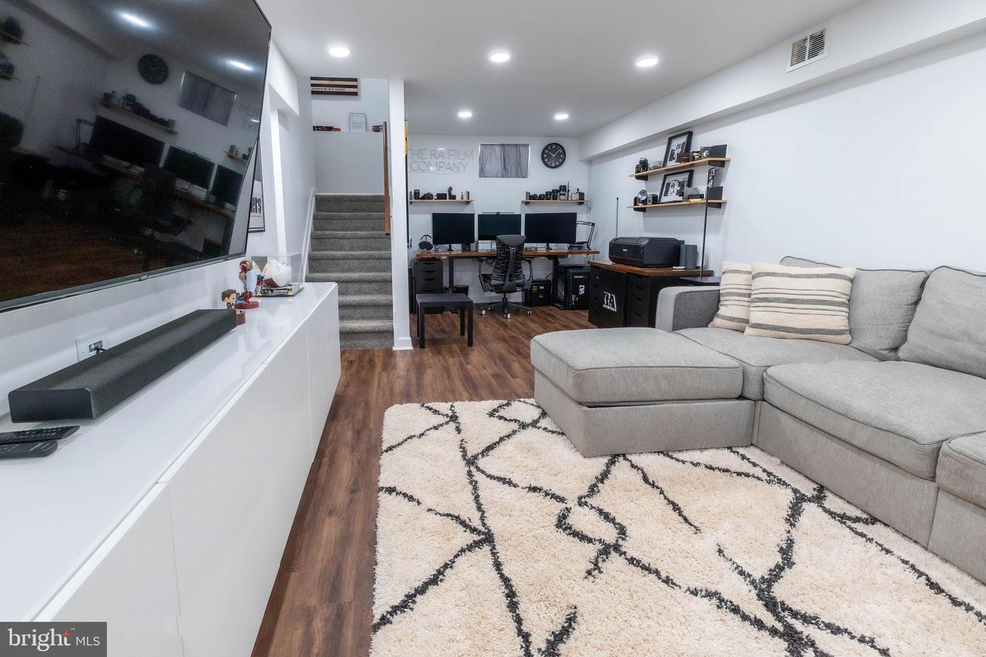 10065 HUME COURT