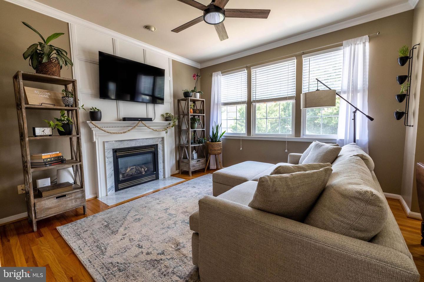 10065 HUME COURT