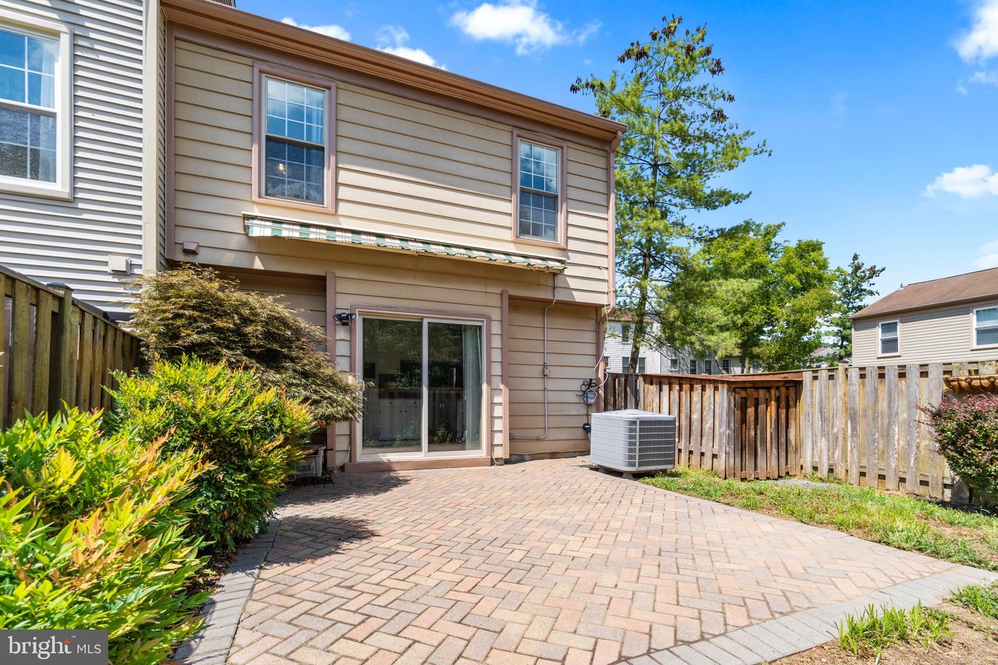 7611 JORDON HOLLOW COURT