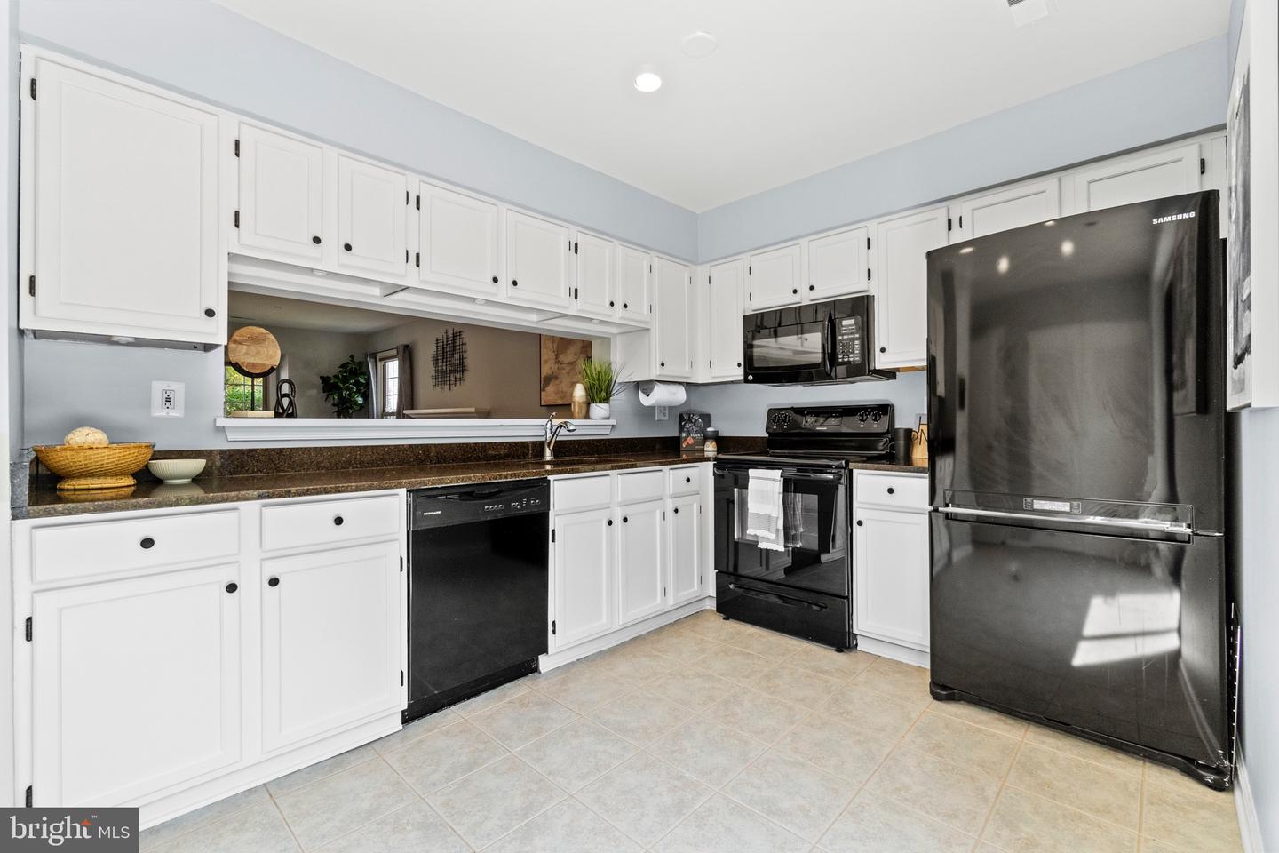 7611 JORDON HOLLOW COURT