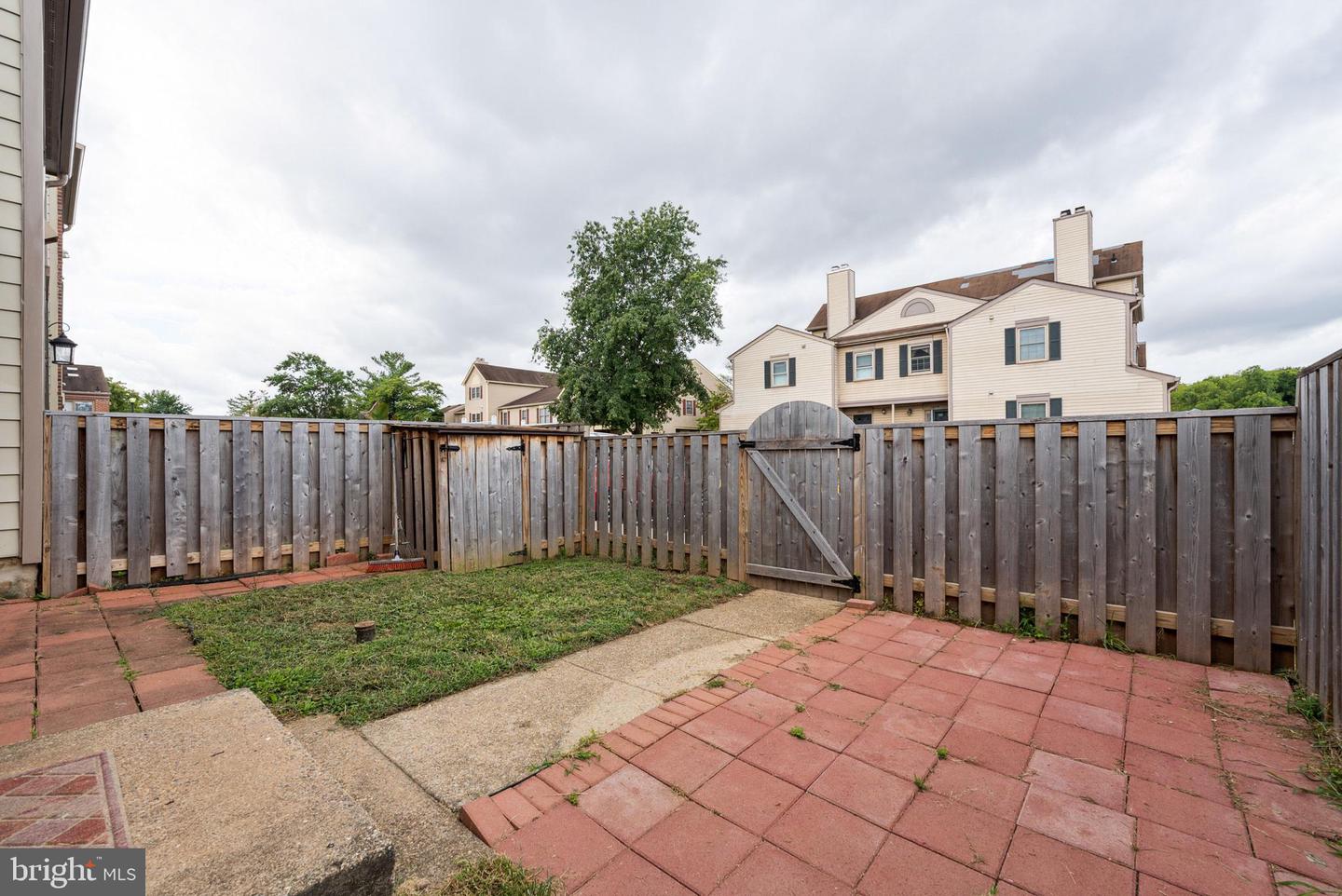 10476 STONINGTON LANE