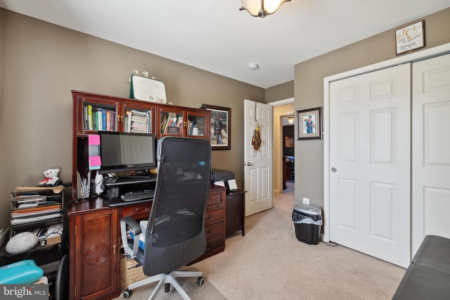5554 BARNES LANE