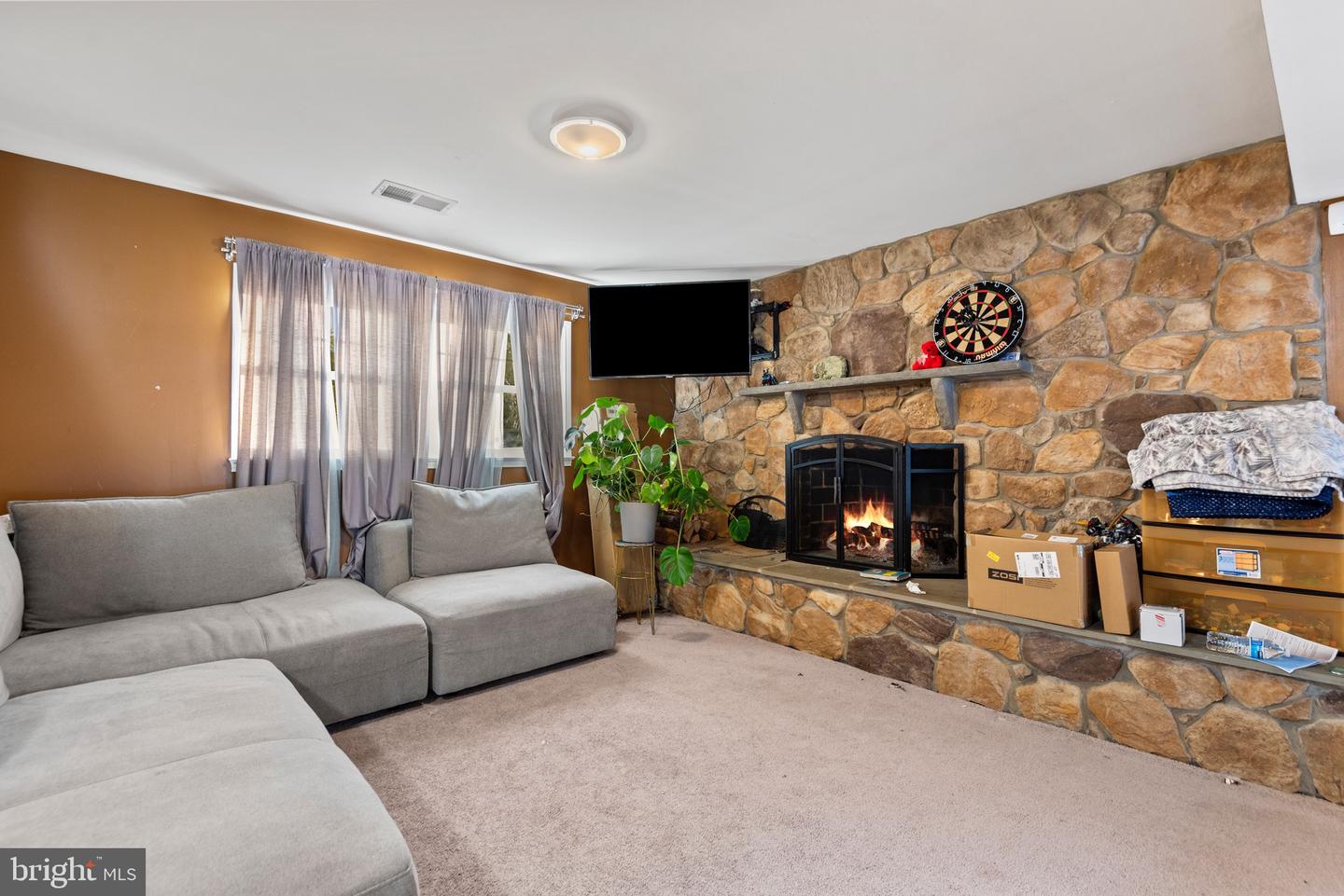 7609 DUBLIN DRIVE