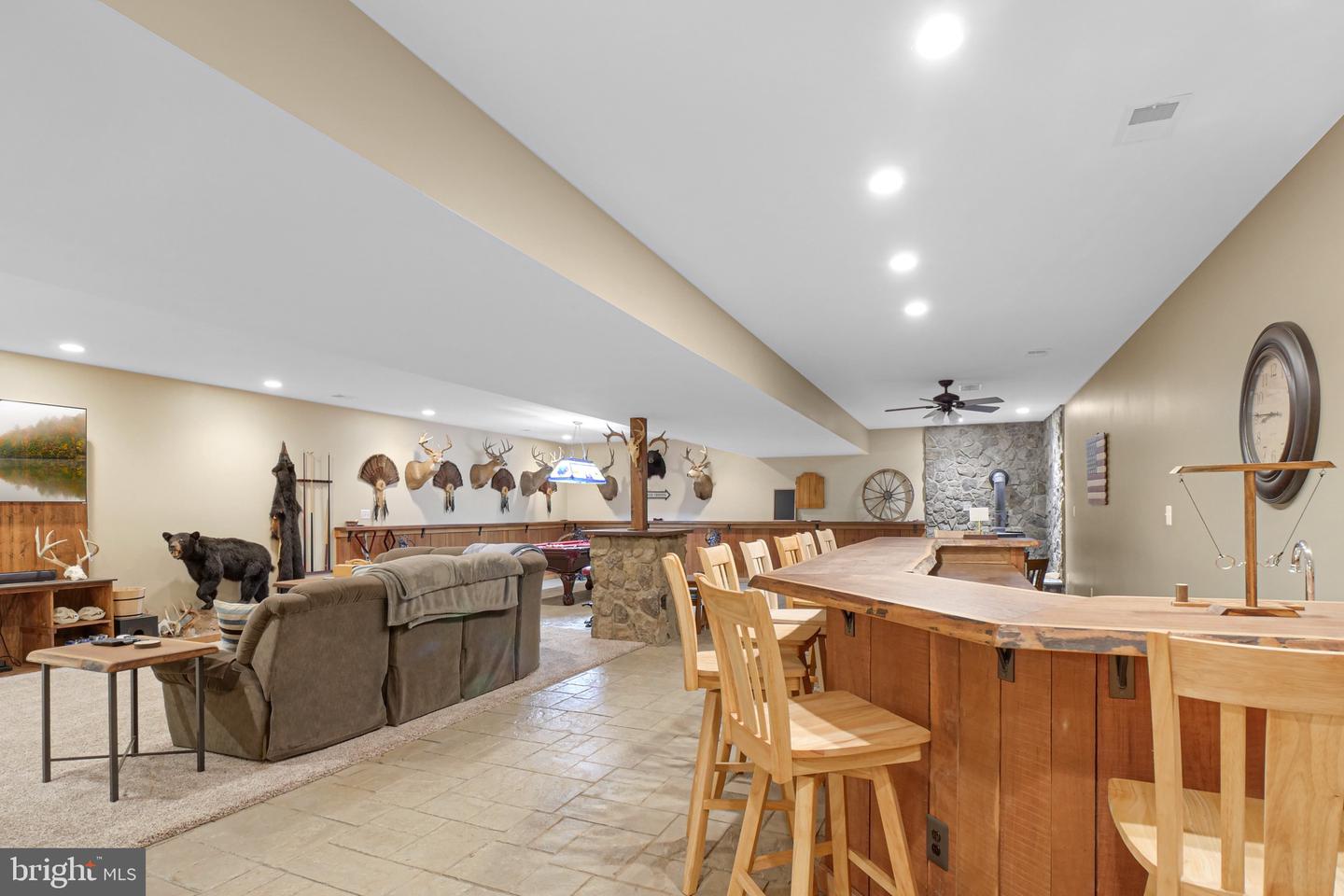 4311 DONNA MARIE COURT