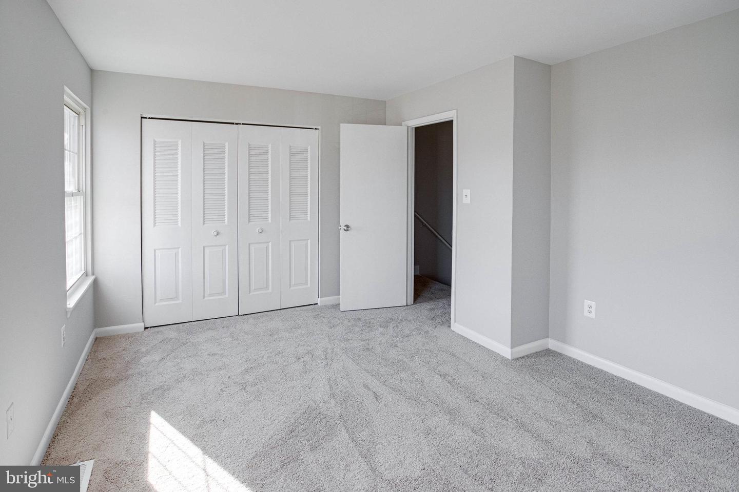3543 CASTLE HILL DRIVE
