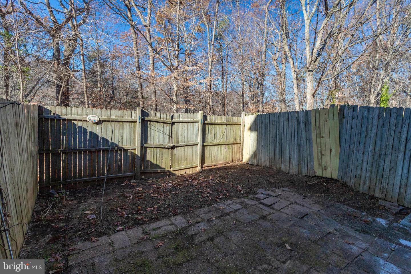 3543 CASTLE HILL DRIVE