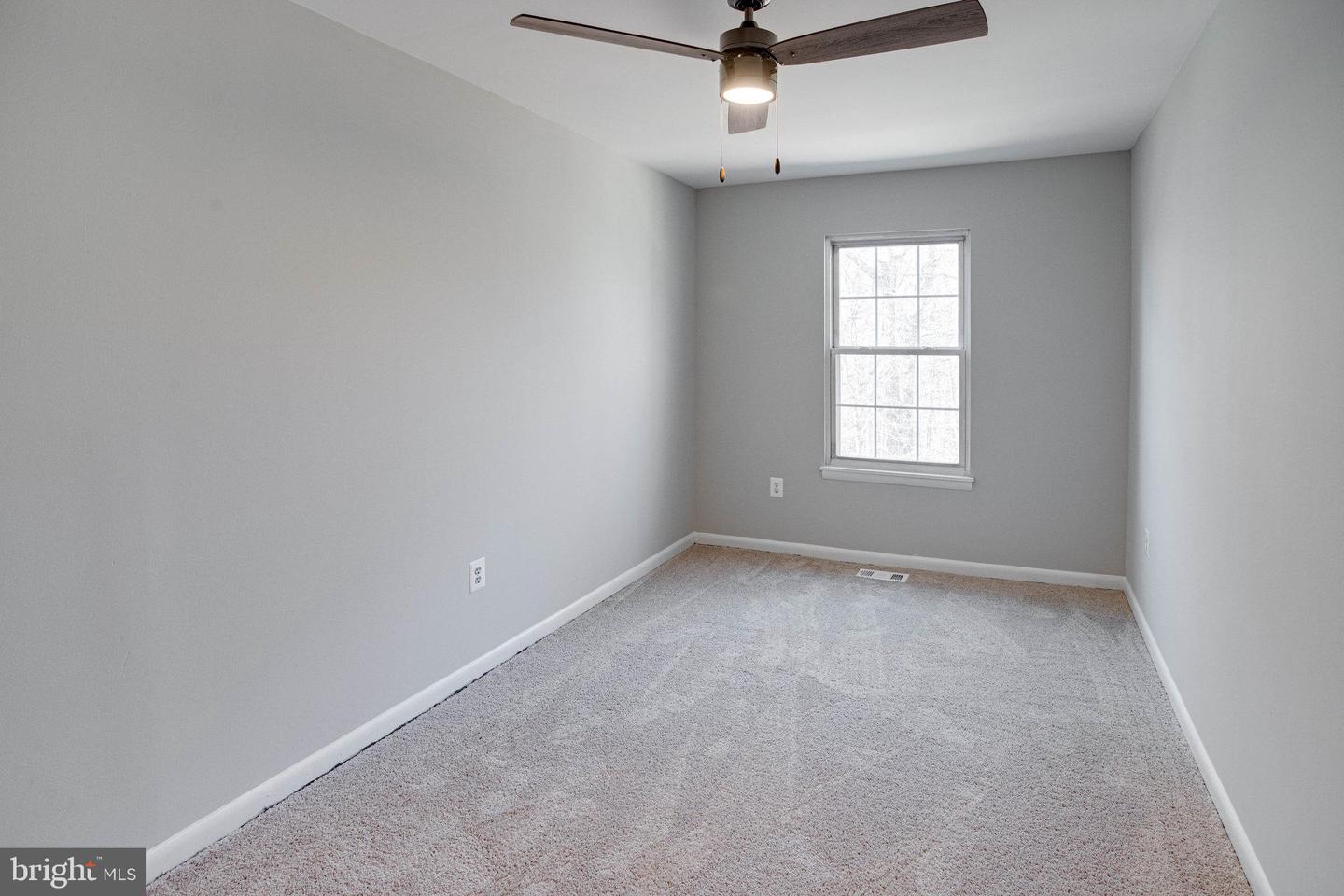 3543 CASTLE HILL DRIVE