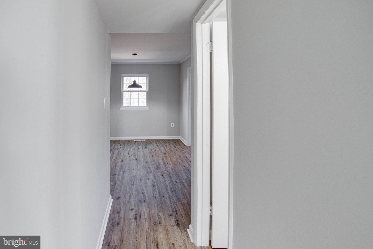 3543 CASTLE HILL DRIVE