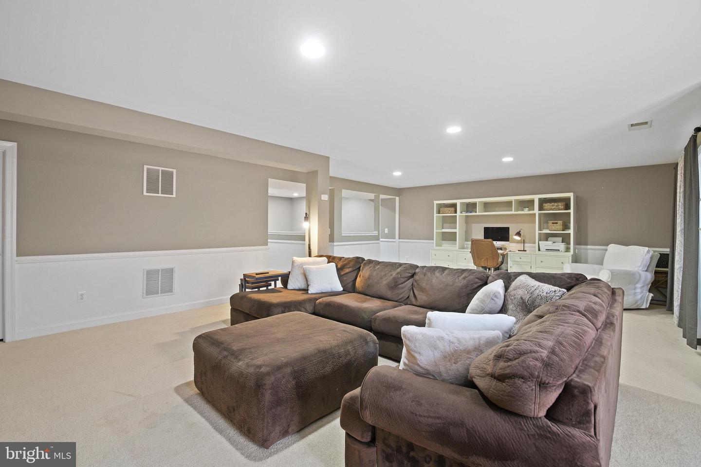 7385 CLUSTER HOUSE WAY