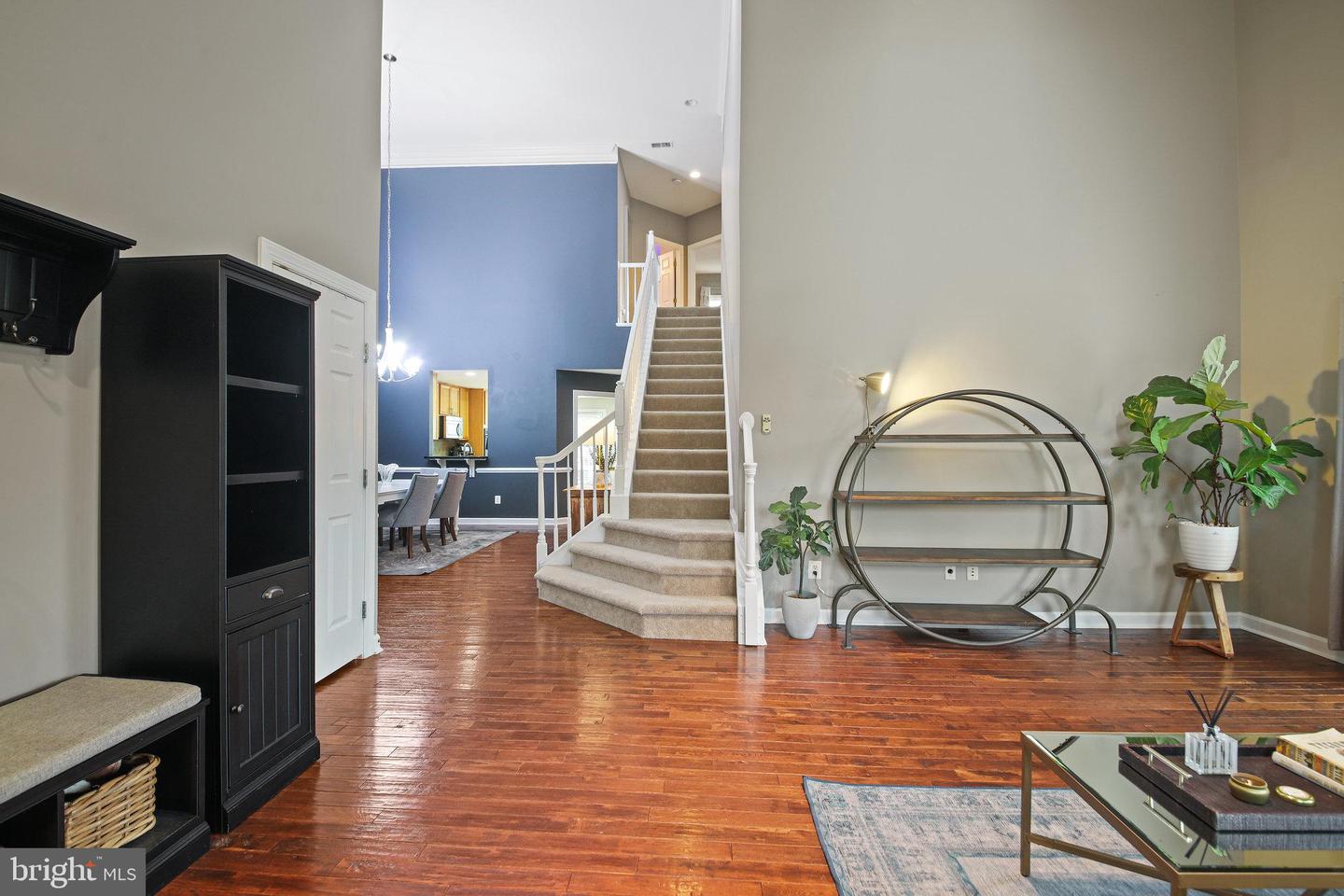 7385 CLUSTER HOUSE WAY