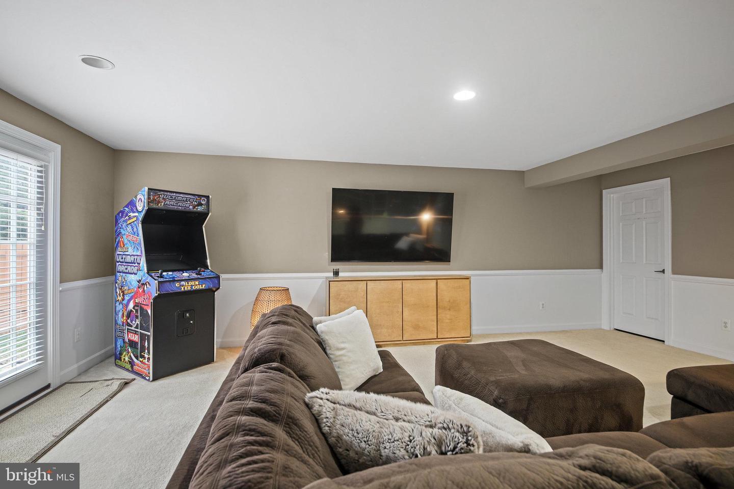 7385 CLUSTER HOUSE WAY