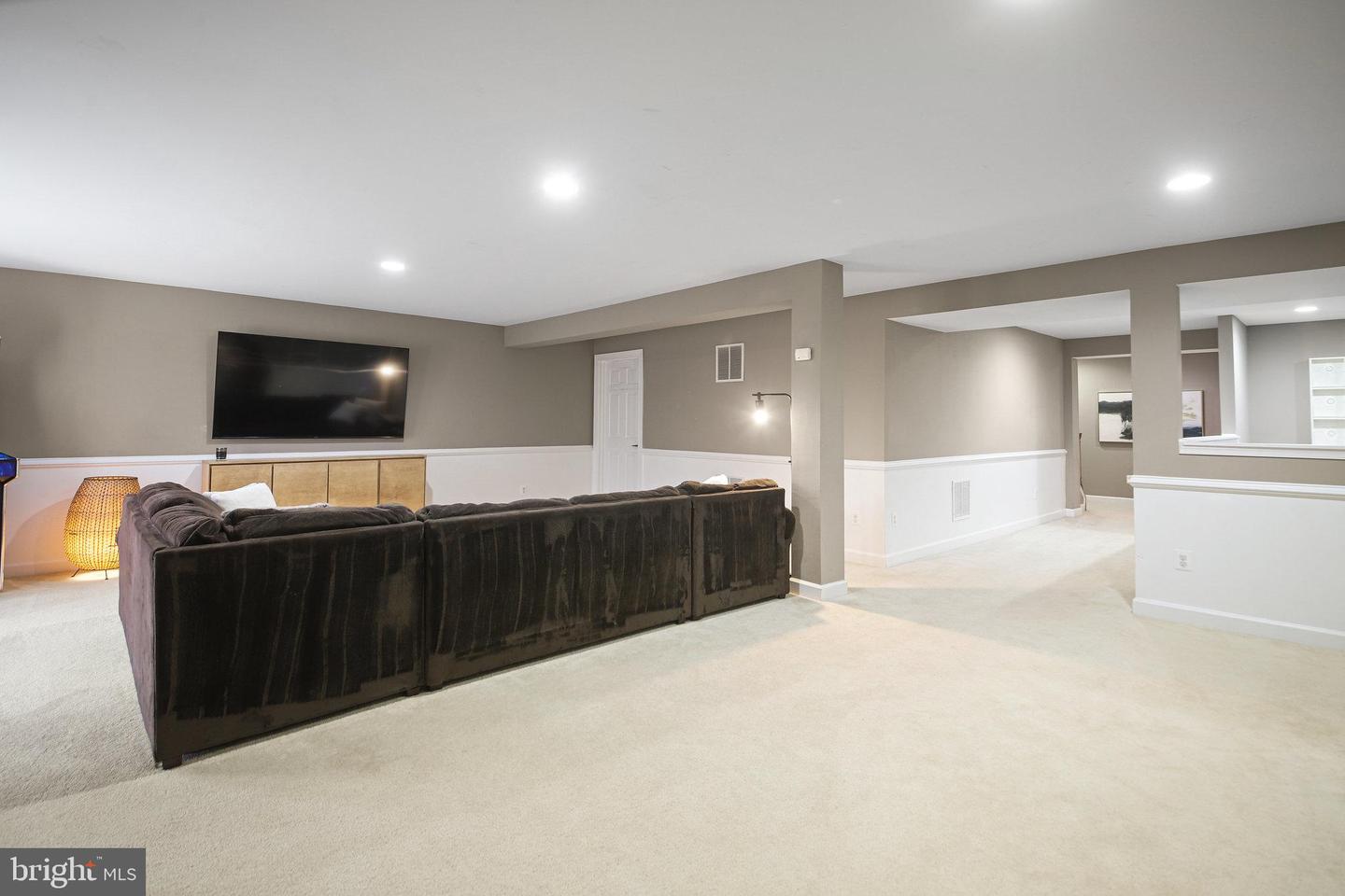 7385 CLUSTER HOUSE WAY