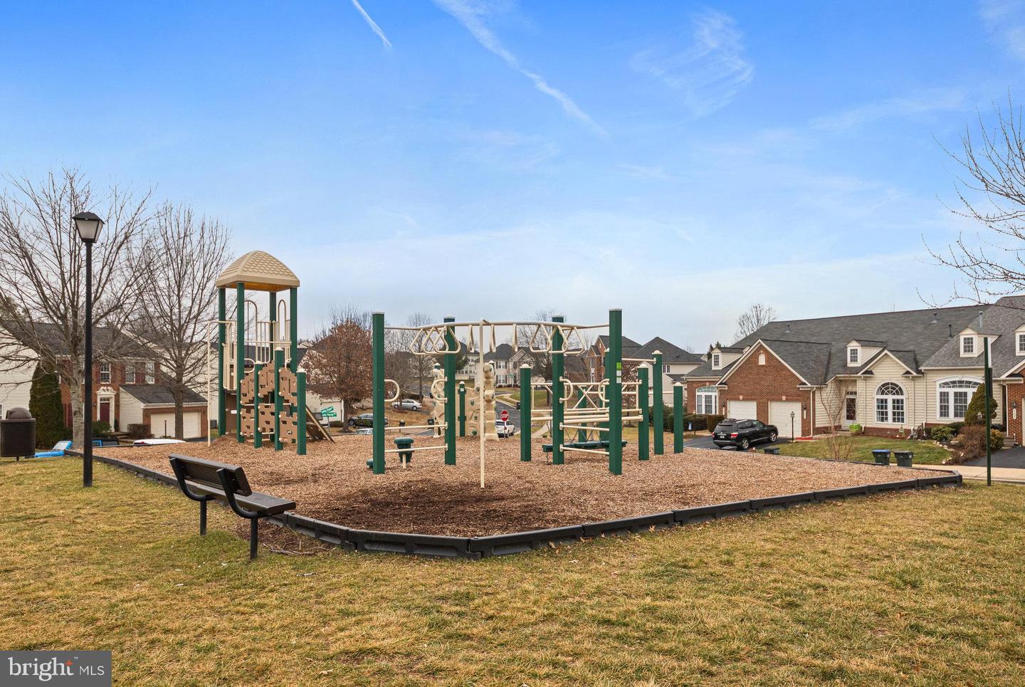 7385 CLUSTER HOUSE WAY