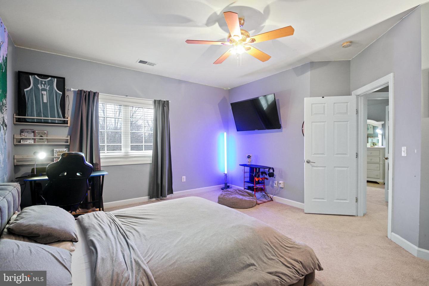 7385 CLUSTER HOUSE WAY