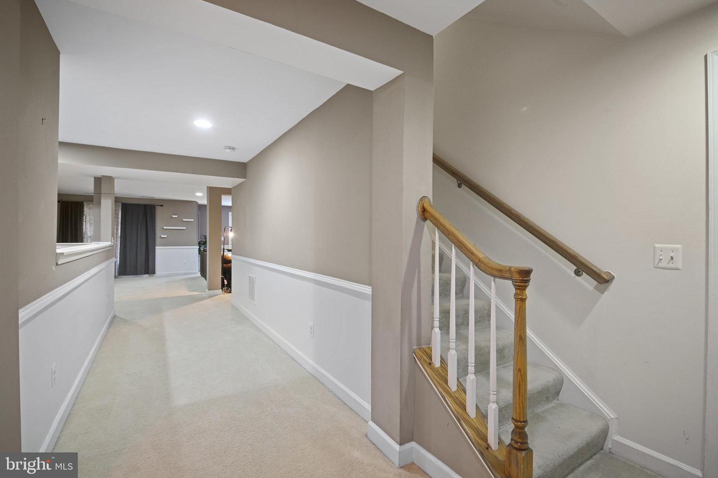 7385 CLUSTER HOUSE WAY