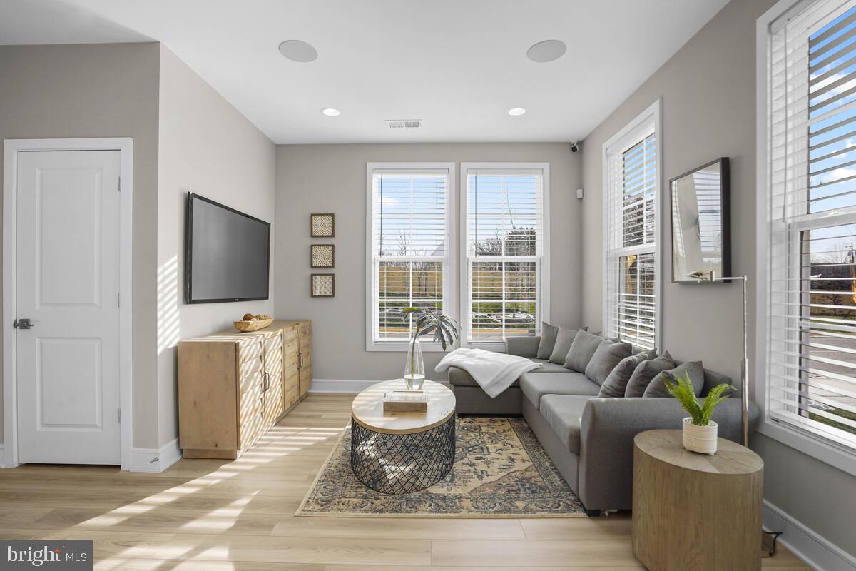 6708 UPLAND MANOR DRIVE