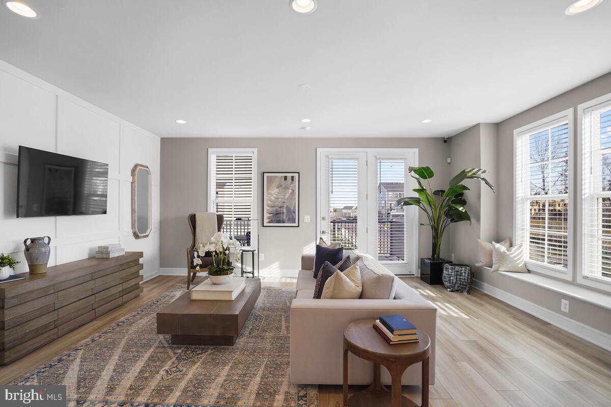 6708 UPLAND MANOR DRIVE