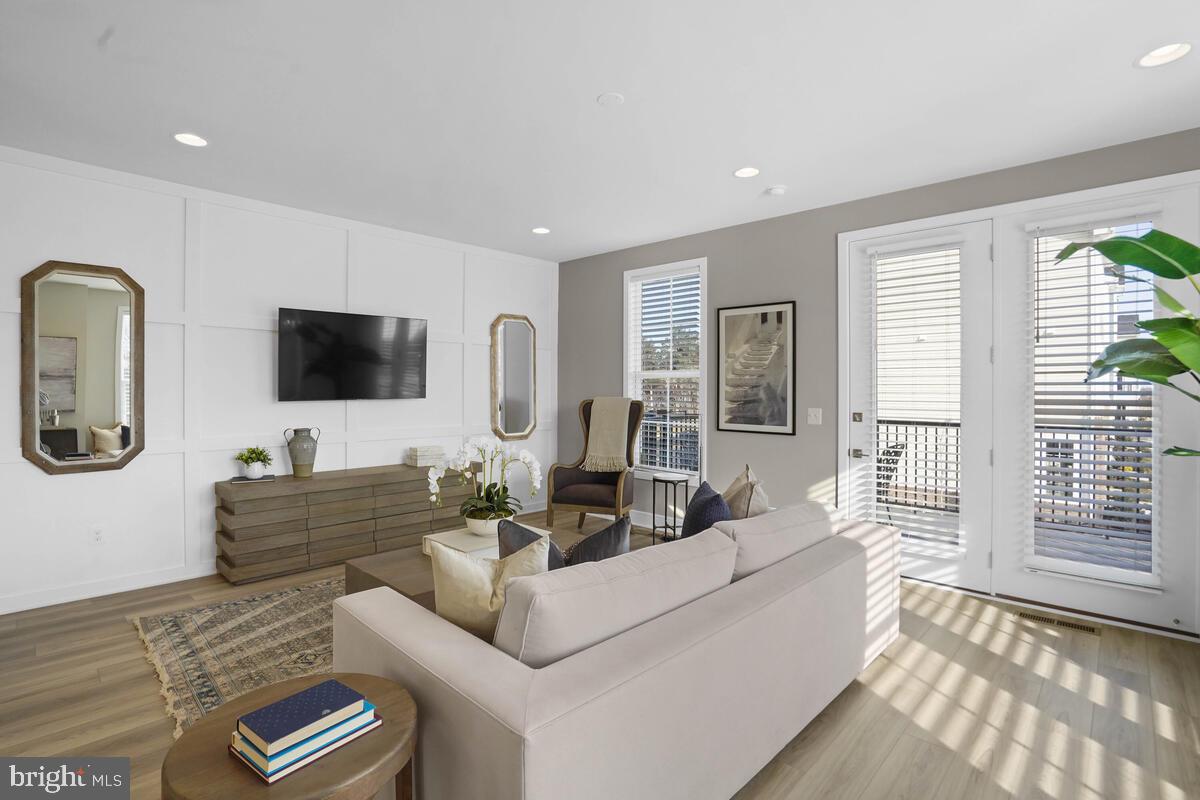 6708 UPLAND MANOR DRIVE
