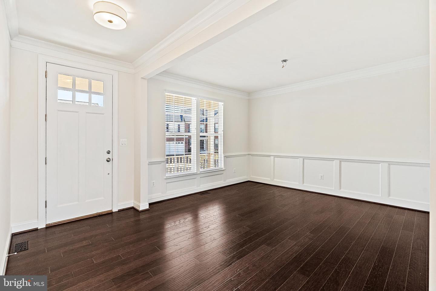 9557 KIMBLETON HALL LOOP