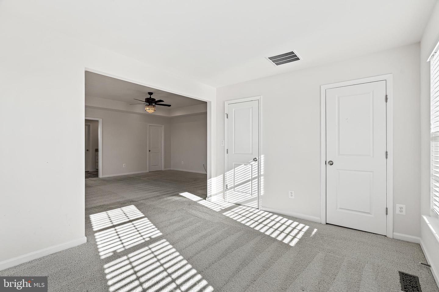 9557 KIMBLETON HALL LOOP