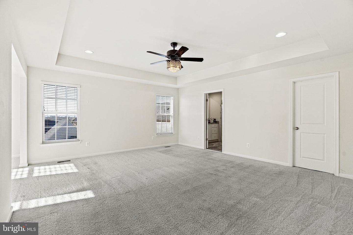 9557 KIMBLETON HALL LOOP