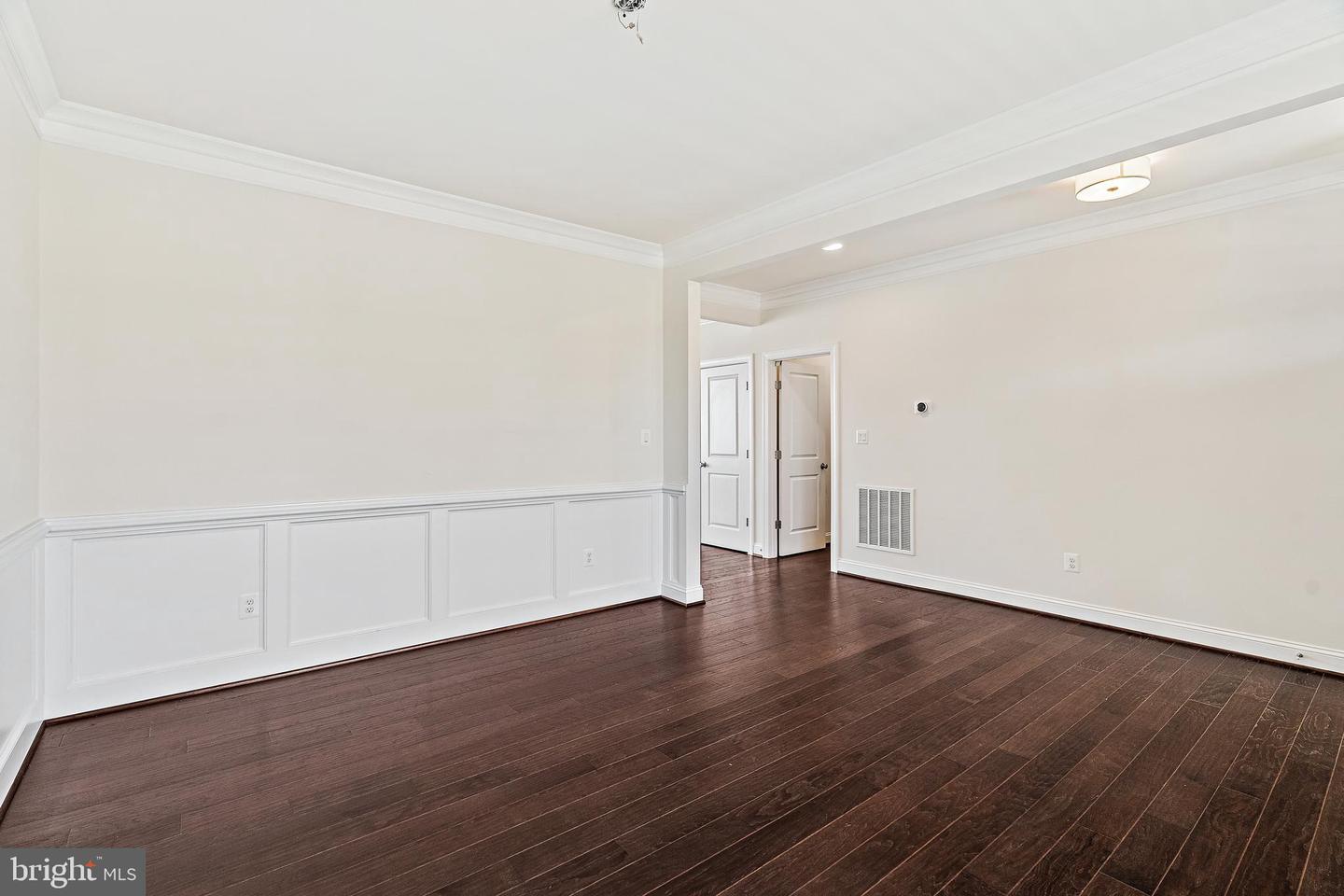 9557 KIMBLETON HALL LOOP